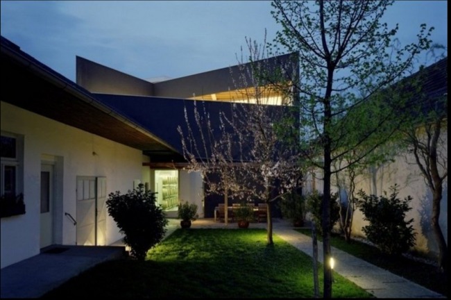 Erich Sattler Winery image via Architects Collective.