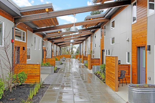 2013 Award Winner: Puyallup Longhouse
