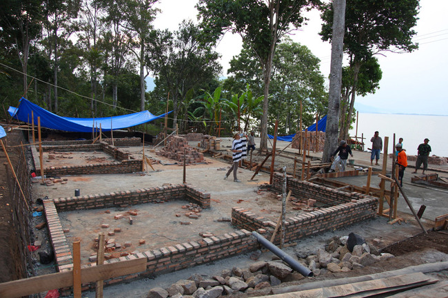 Brick volumes coming up (Photo: Zifeng Wei)