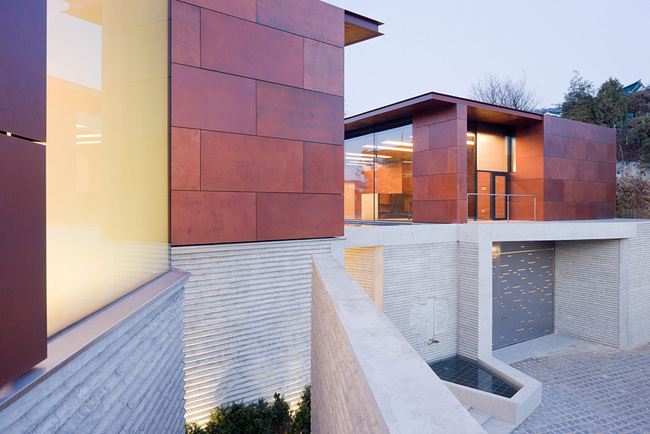 Architecture Honor Award Winner: Daeyang Gallery and House in Seoul, South Korea by Steven Holl Architects and E.rae Architects (Image Credit: © Iwan Baan)