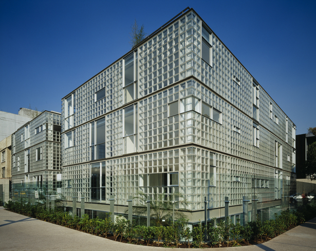 Dumas + Horacio by Central de Arquitectura