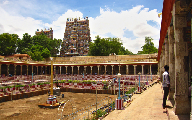 Potramarai Kulam aka the Golden Lotus Pool