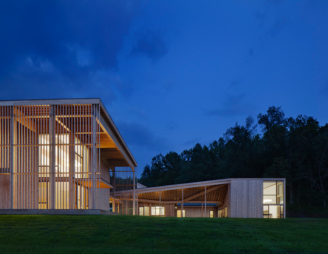 Architecture Honor Award Winner: Won Dharma Center in Claverack, NY by hanrahanMeyers (Image Credit: © Michael Moran/OTTO)
