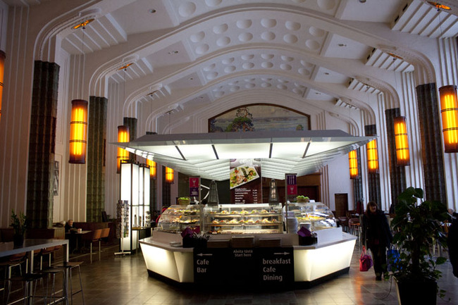 Eliel Saarinen cafe wing of Helsinki train station