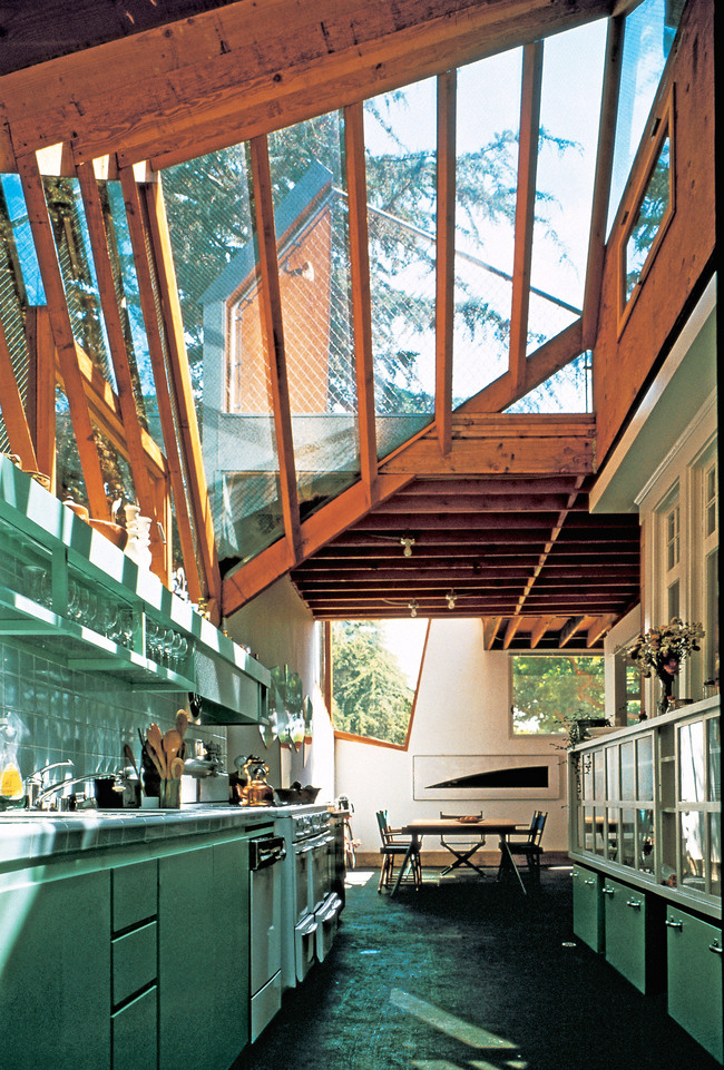 Gehry residence (interior kitchen) model photo via Gehry Partners, LLP : Rizzoli