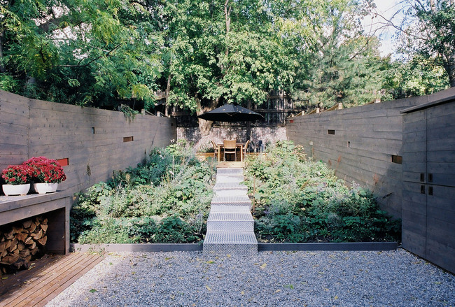 Cabbagetown Garden in Toronto, Canada by PLANT Architect Inc.