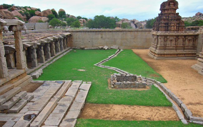 The elemental composition of her courtyard