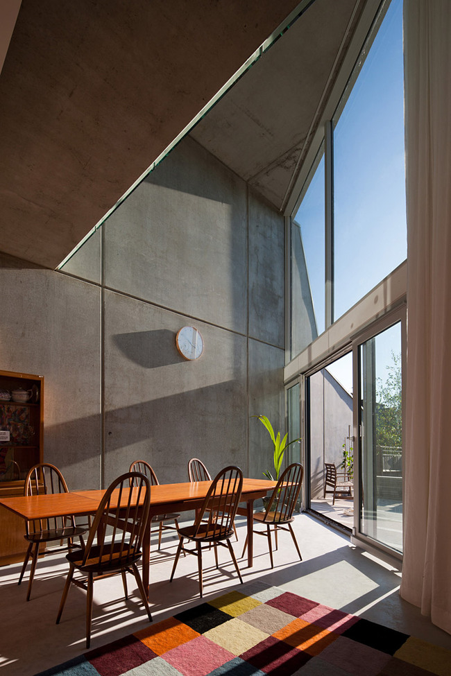 Hill Top House, Oxford (private house) by Adrian James Architects 