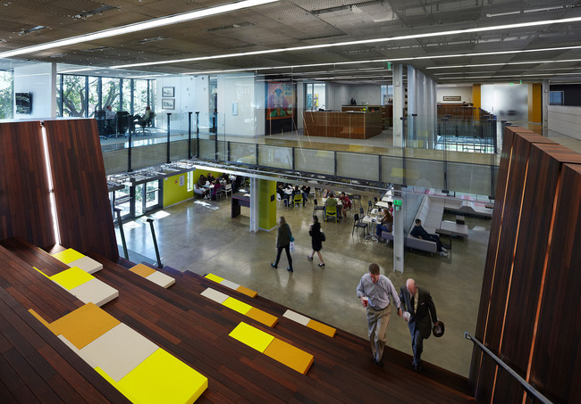 Lamar Advertising Corporate Headquarters; Baton Rouge, LA (Photo: Timothy Hursley)