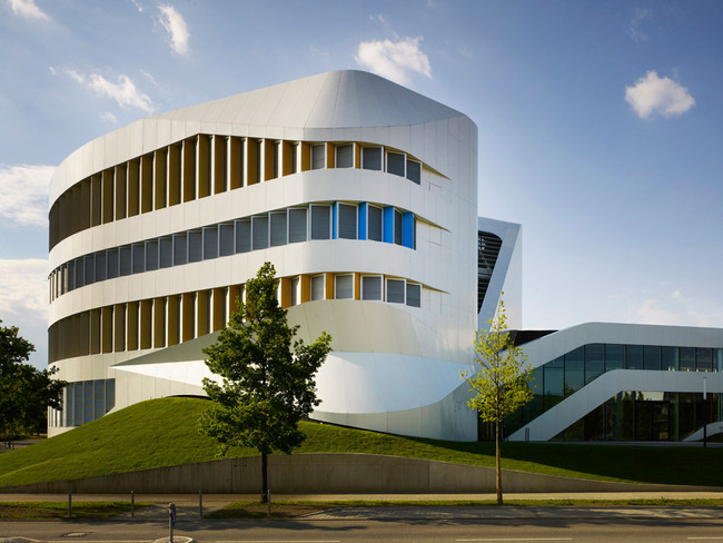 Exterior (Photo: Christian Richters)
