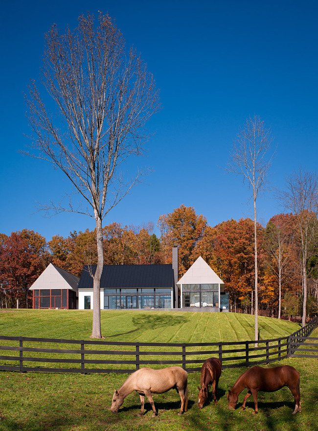 Becherer House; Charlottesville, VA by Robert M. Gurney, FAIA (Photo: Mackenzie)