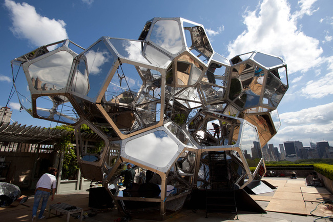 Tomás Saraceno on the Roof Cloud City