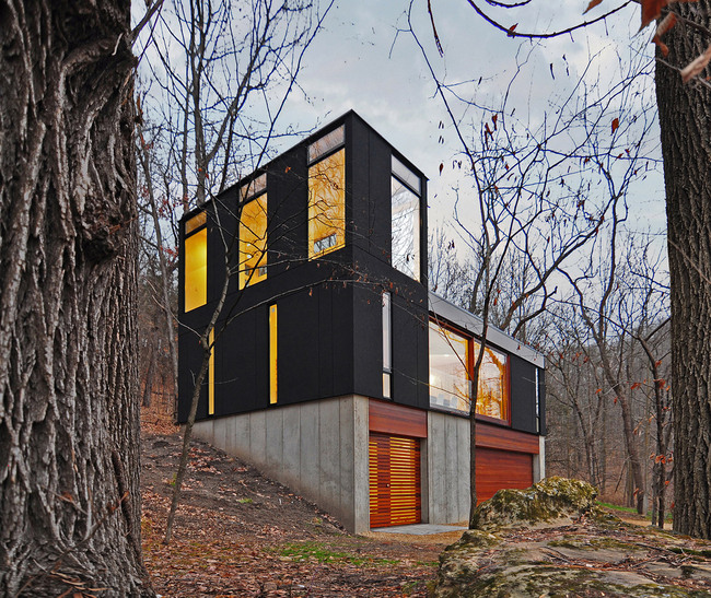 Stacked Cabin; Muscoda, WI by Johnsen Schmaling Architects (Photo: John J. Macaulay)