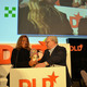 Dr. Hubert Burda awards Zaha Hadid with the Aenne Burda-Award on January 21, 2013 (Photo: picture alliance/Jan Haas)